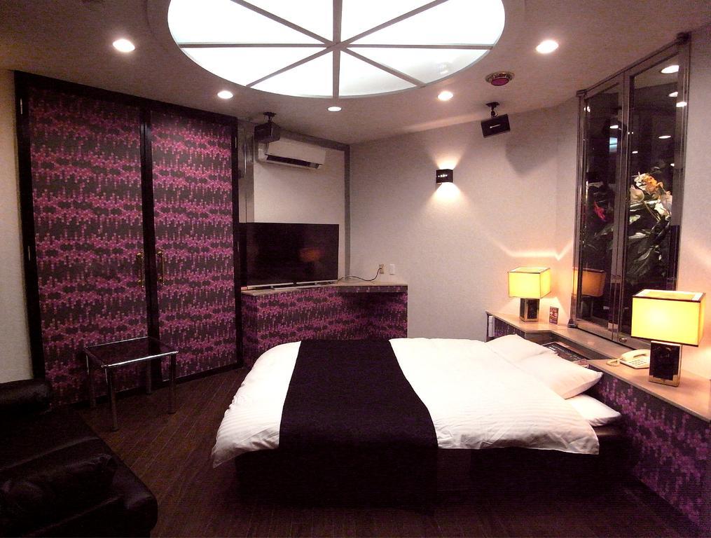 ホテル暴れ狸の鬼袋姫路駅前店 男塾ホテルグループ (Adults Only) Химеджи Екстериор снимка